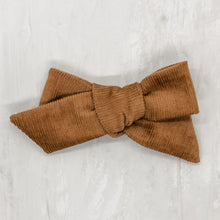 Load image into Gallery viewer, Hand Tied Bow | Camel
