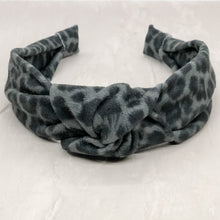 Load image into Gallery viewer, Headband | Onyx Leopard
