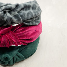 Load image into Gallery viewer, Headband | Onyx Leopard
