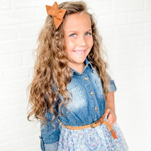 Load image into Gallery viewer, Hand Tied Bow | Camel
